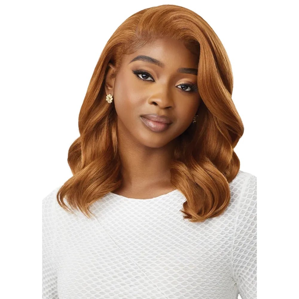 Outre Perfect Hairline 13x4 Synthetic HD Lace Front Wig - Malibu thumbnail 4
