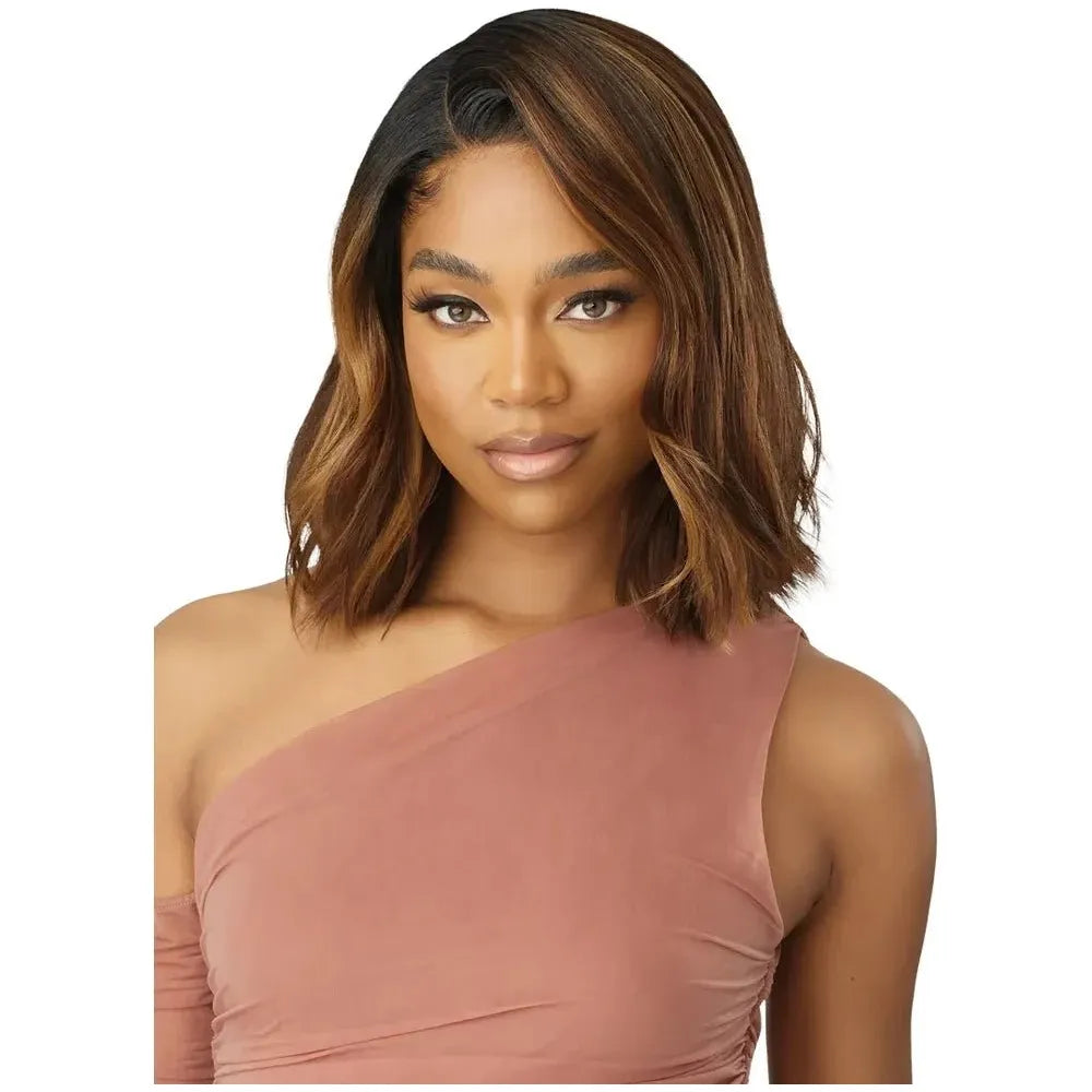 Outre Melted Hairline Synthetic HD Lace Front Wig - Adelina thumbnail 2