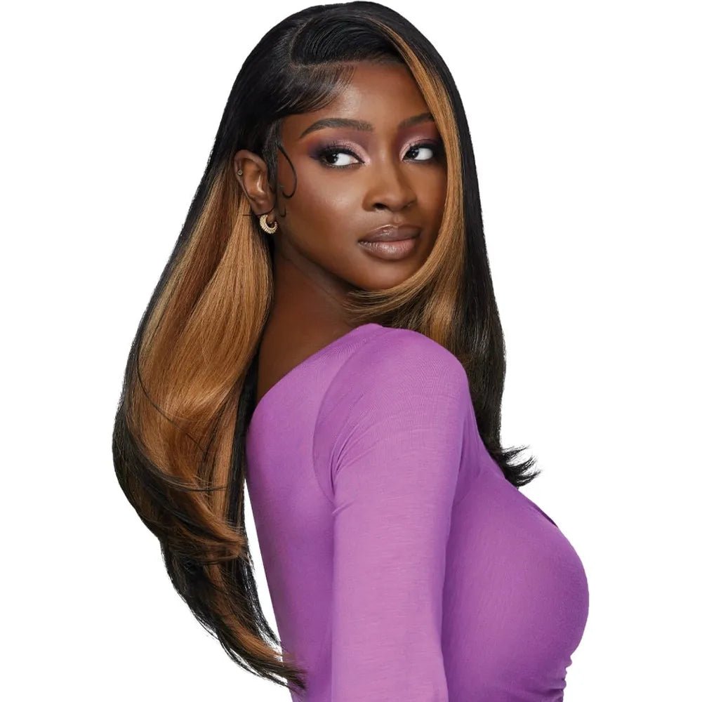 Outre Perfect Hairline Swoop Series 13x4 HD Lace Front Wig - SWOOP1 thumbnail 4