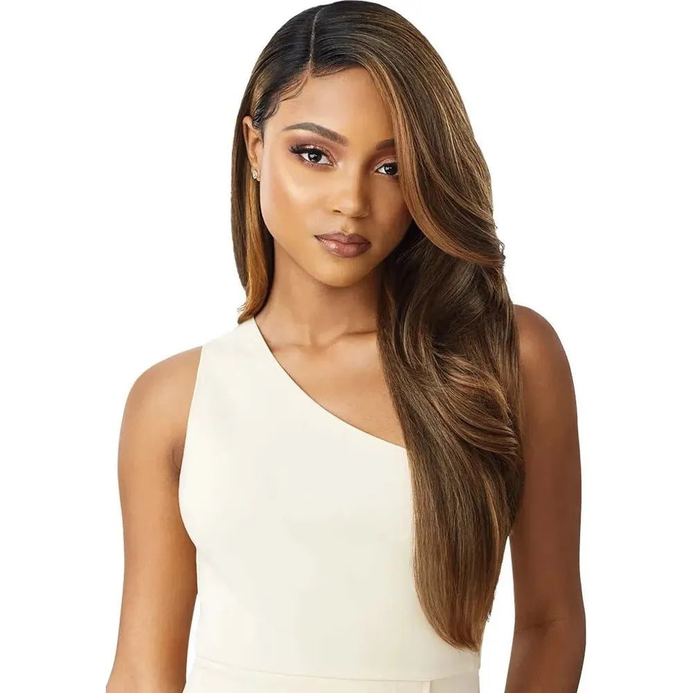 Outre Melted Hairline Synthetic HD Lace Front Wig - Catalina thumbnail 3