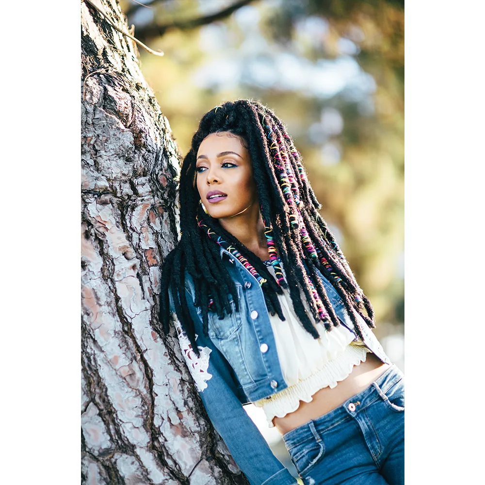 Bobbi Boss: Bae Locs 20" thumbnail 8