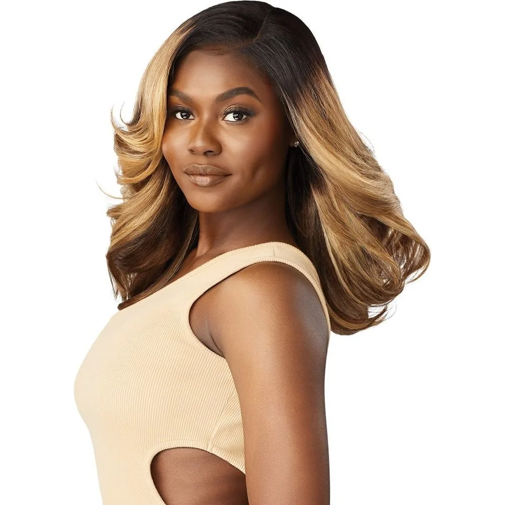 Outre Melted Hairline Synthetic HD Lace Wig - Rubina thumbnail 5