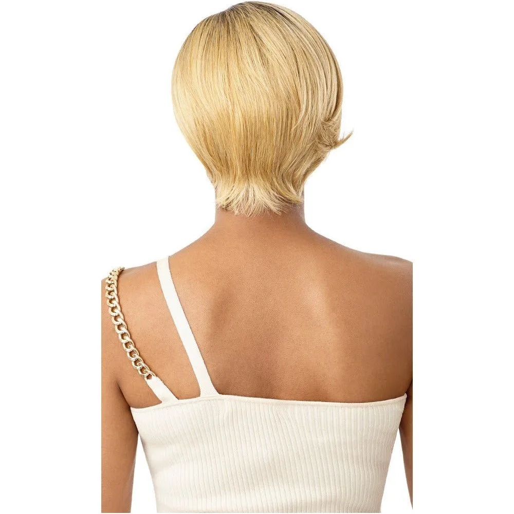 Outre Perfect Hairline HD 13x4 Transparent Synthetic Lacefront Wig - Luxy thumbnail 2